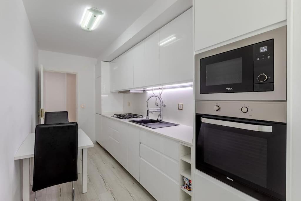 Spacious 3-Bedroom Condo In Лісабон Екстер'єр фото